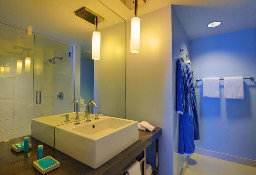 Suite, Tower 23