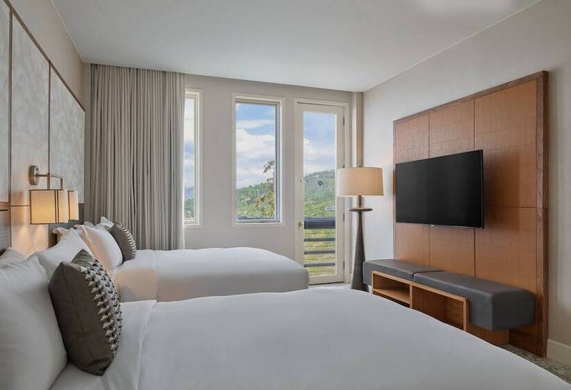 Люкс 2 Спальни, Viewline Resort Snowmass, Autograph Collection
