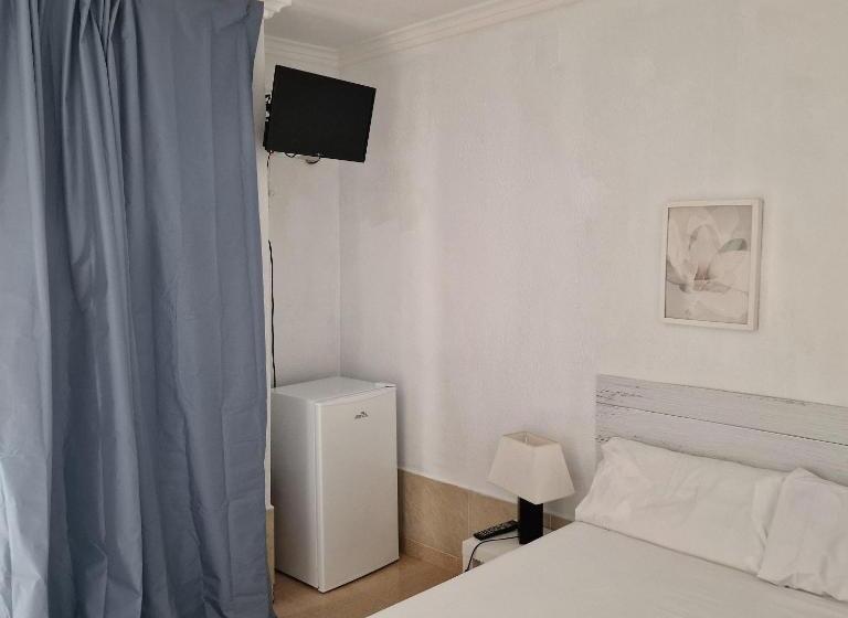 Номер Стандарт Адаптированный для Инвалидов, Hostal Alba