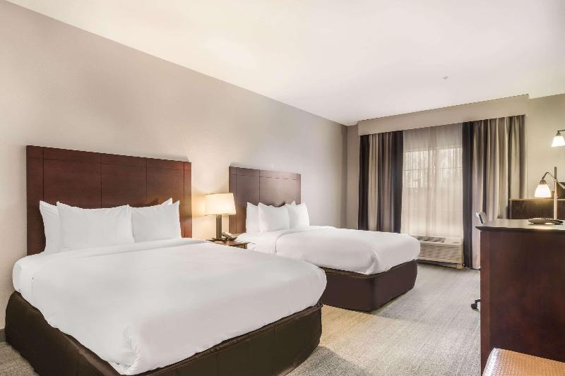 Номер Стандарт Адаптированный для Инвалидов, Comfort Inn & Suites
