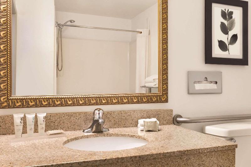 Люкс Кровать Кинг, Country Inn & Suites By Radisson, Conyers, Ga