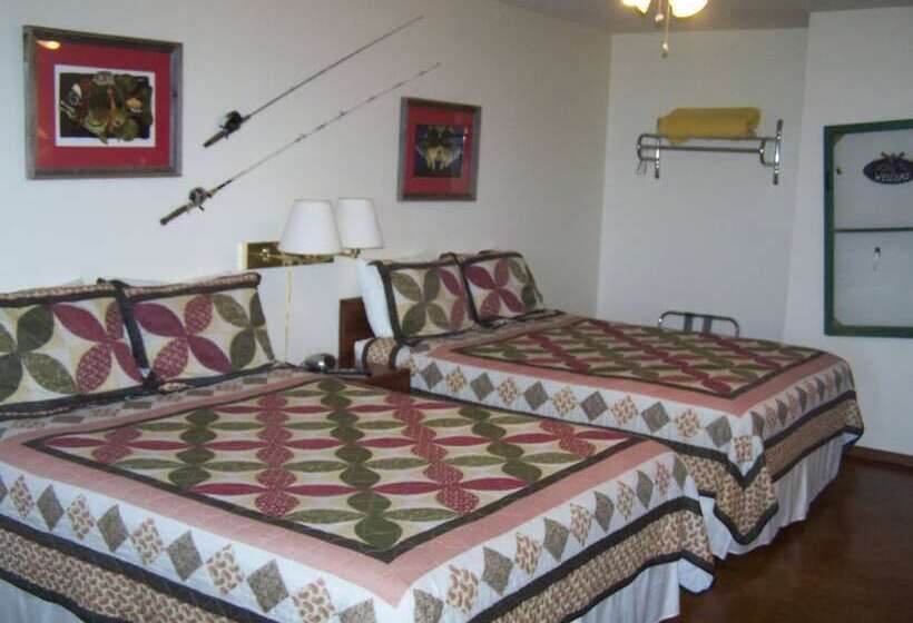 패밀리 룸, Pointe West Resort Motel