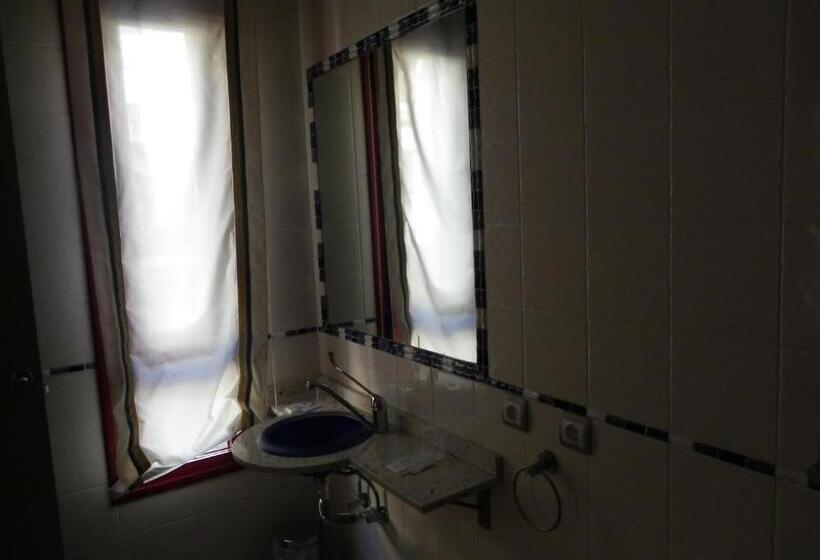 Номер Стандарт, Hostal Sierra
