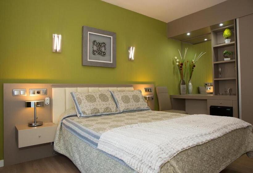 Полулюкс, Hostal Real Aranjuez