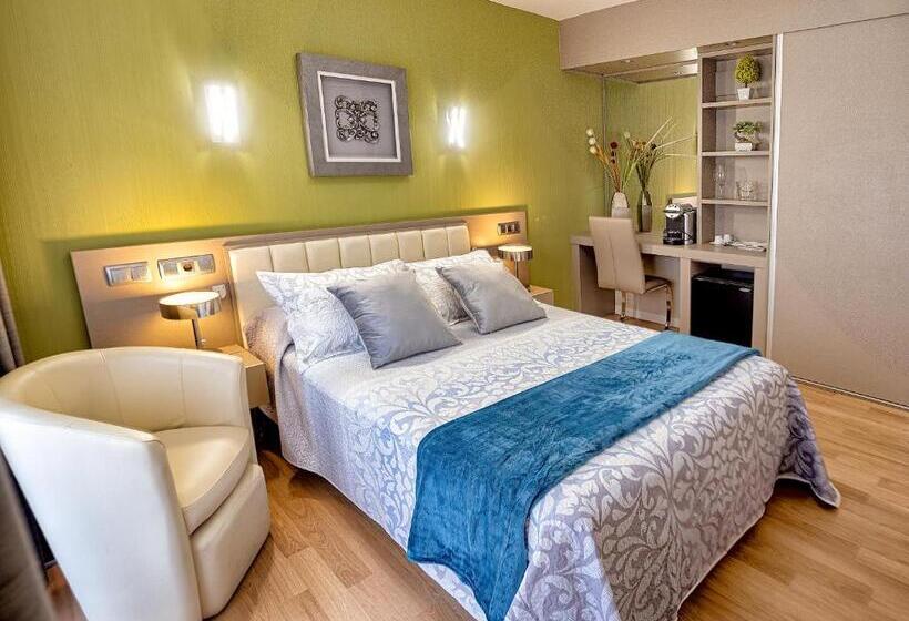 Полулюкс, Hostal Real Aranjuez