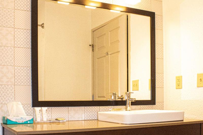 Люкс Кровать Кинг, Country Inn & Suites By Radisson, Carlisle, Pa
