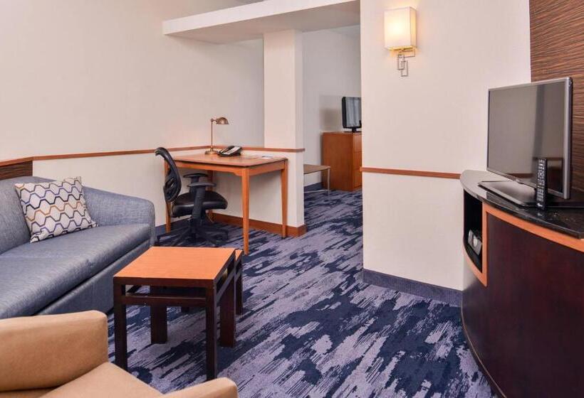 Escritório Estándar, Fairfield Inn & Suites Raleighdurham Airport/brier Creek