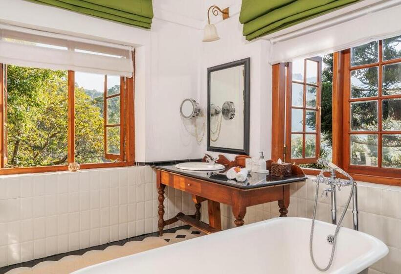 اتاق استاندارد, Jetwing Warwick Gardens