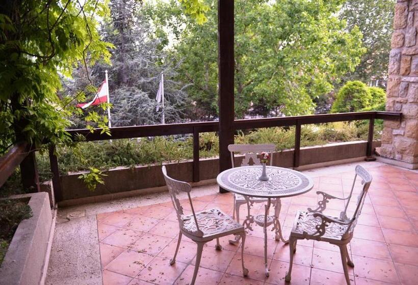 اتاق استاندارد یک نفره, Massabki