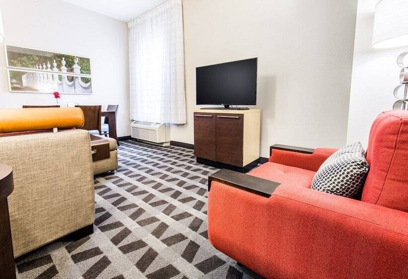 سوئیت خانواده 2 خوابه, Towneplace Suites By Marriott Gilford