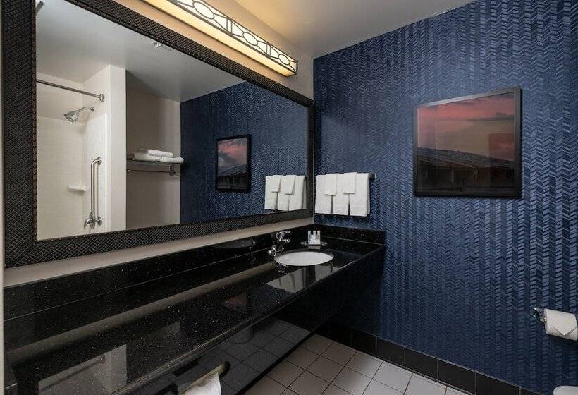 Номер Стандарт 2 Двуспальные Кровати, Fairfield Inn And Suites By Marriott New Bedford