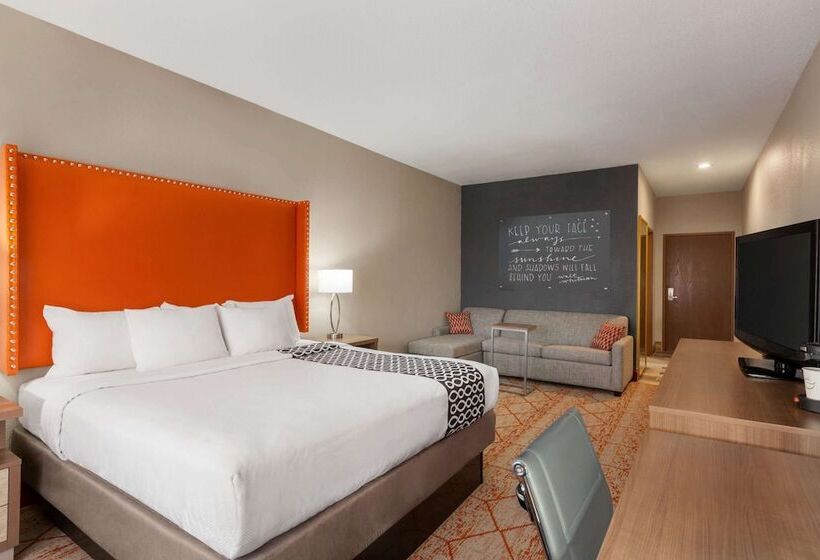 Номер Executive, La Quinta By Wyndham Lackawanna