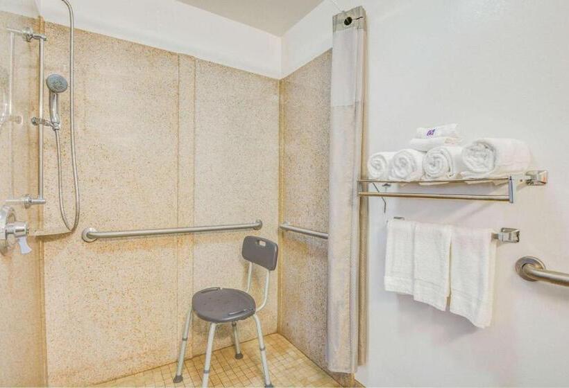 Четырехместный Номер Стандарт, Studio 6 Opelika, Al   Auburn Al