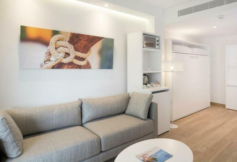 Люкс Вид на Бассейн, Mar Hotels Playa Mar & Spa
