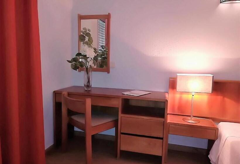 Апартаменты 1 Спальня, Apartamentos Turisticos Lindomar