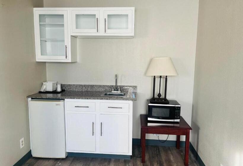 带大床的复式套间, Baymont By Wyndham Keokuk