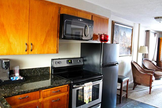 Студия Стандарт, Silverton Inn & Suites