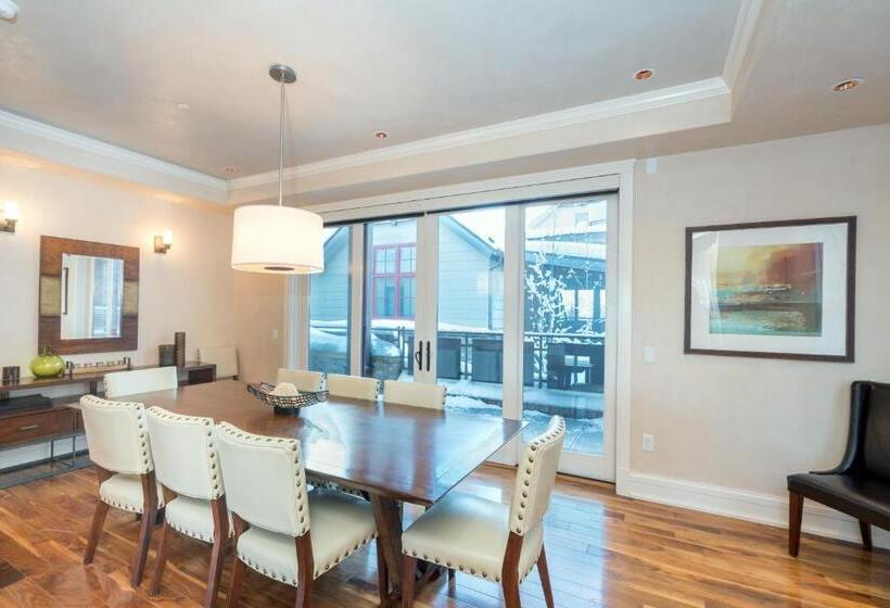 דירה בת חדר שינה 1 עם מרפסת, The Auberge Residences At Element 52