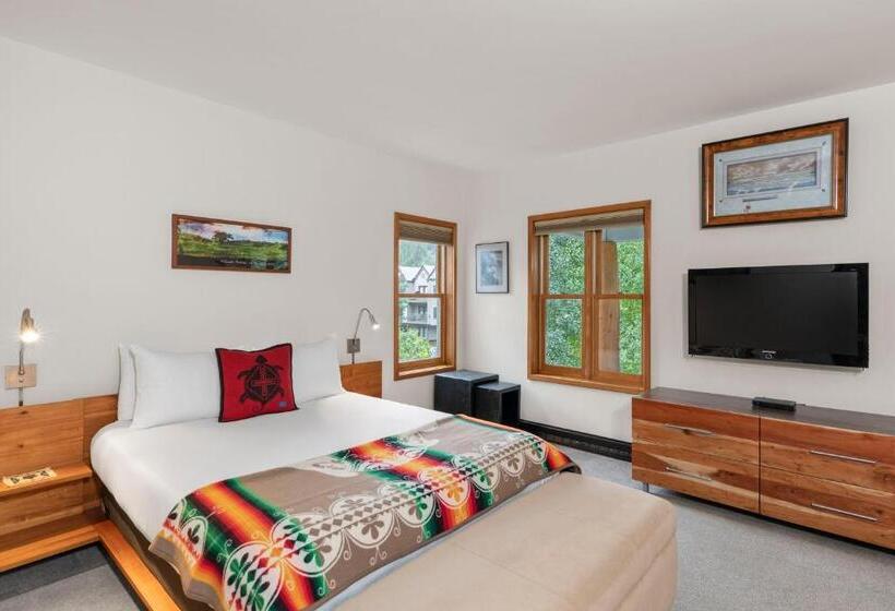 חדר סטנדרט לארבעה, The Auberge Residences At Element 52