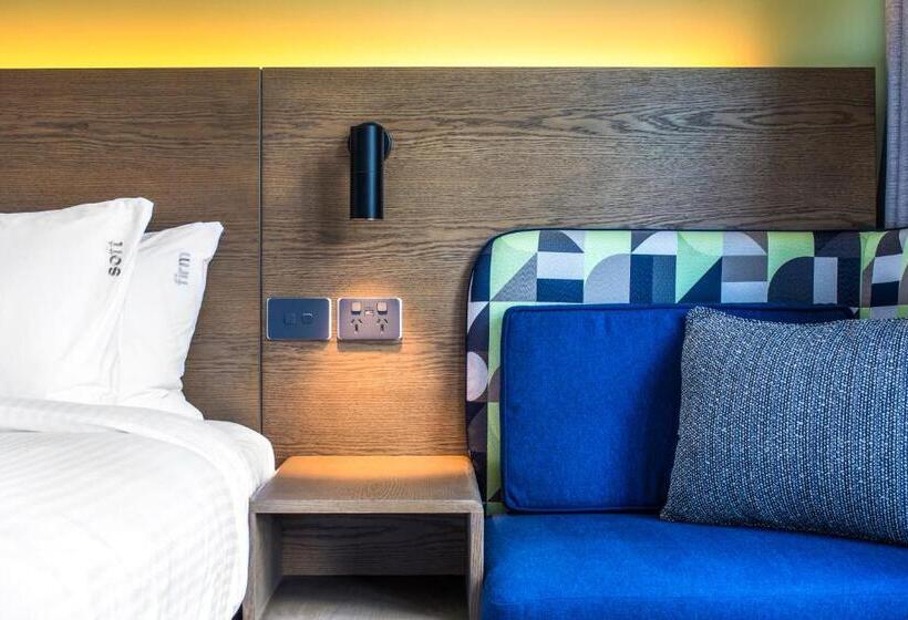스탠다드 룸, Holiday Inn Express Melbourne Little Collins, An Ihg