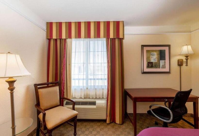 Номер Deluxe, La Quinta By Wyndham Dodge City