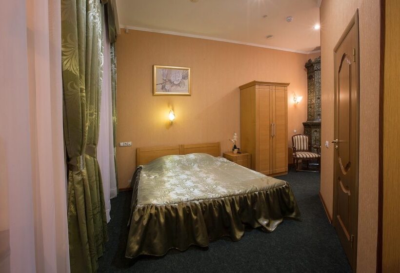 سوییت جونیور, Nevsky Bereg 122