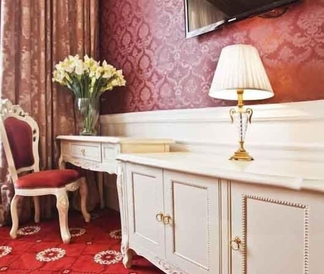 اتاق استاندارد, Royal Grand
