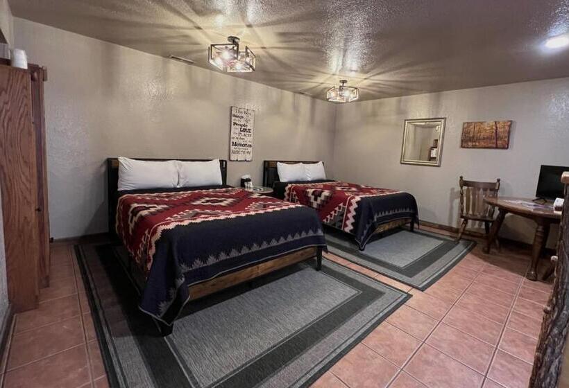 Трехместный Номер Deluxe, The Snuggle Inn