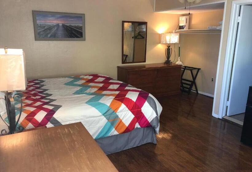 带大床的标准间, Sahara Motel