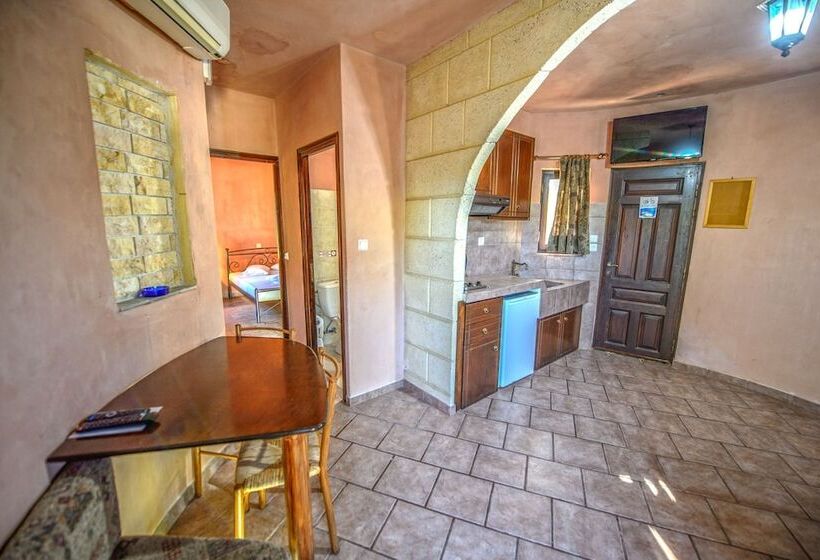 １階の１ベッドルームアパートメント, Anemomili Village