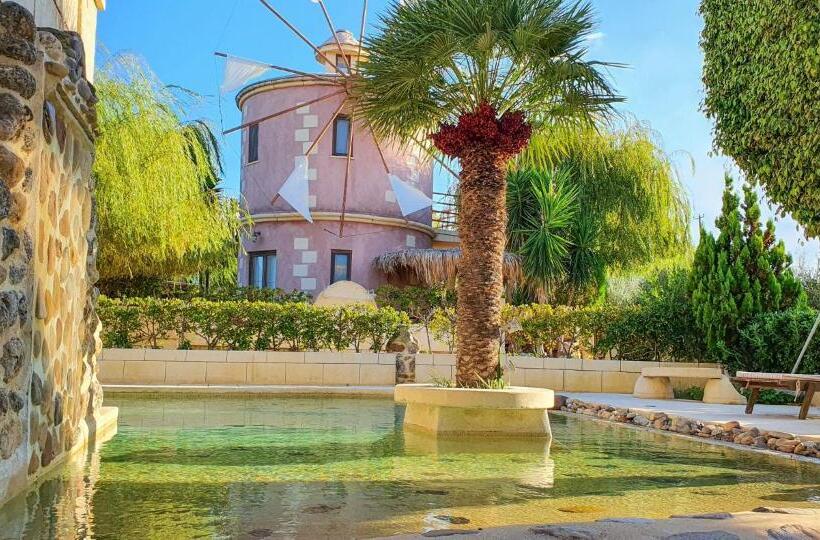 １ベッドルームスタンダードメゾネ, Anemomili Village