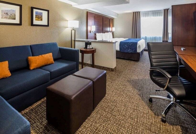 Люкс, Comfort Suites El Paso Airport