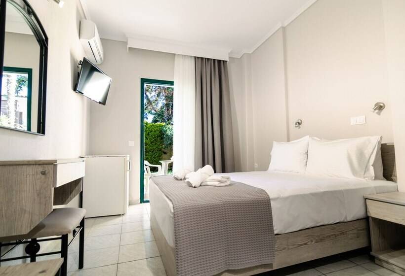 Стандартный Номер Нижний Этаж, Samel Hotel