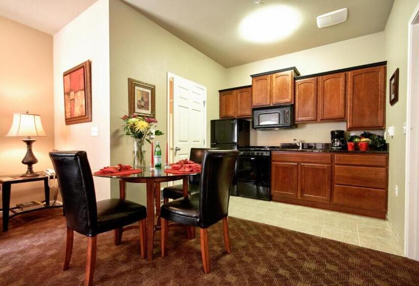 Люкс 2 Спальни, Stratford Suites Spokane Airport