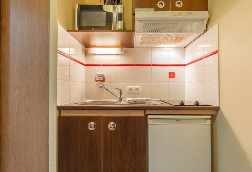 Студия Superior, Zenitude Hôtel Résidences Magny Les Hameaux