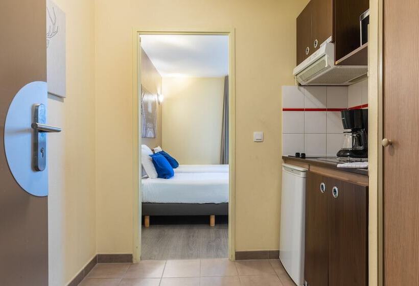 Студия Superior, Zenitude Hôtel Résidences Magny Les Hameaux