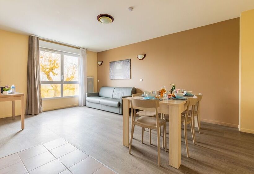 Апартаменты 2 Спальни, Zenitude Hôtel Résidences Magny Les Hameaux