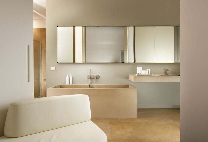 سوییت جونیور, Palazzo Montemartini Rome, A Radisson Collection