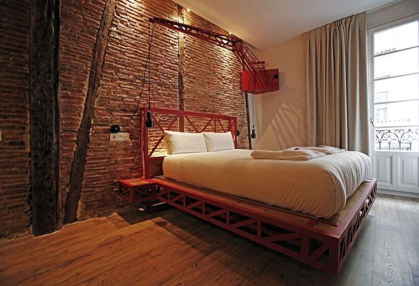 اتاق استاندارد چهار تخته, Pension Basque Boutique