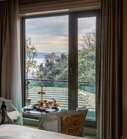 Superior Room, Mfb Tarabya