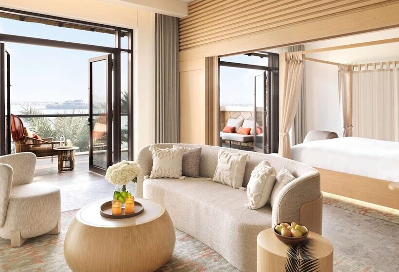 Люкс Кровать Кинг, Sofitel Dubai The Palm Resort & Spa