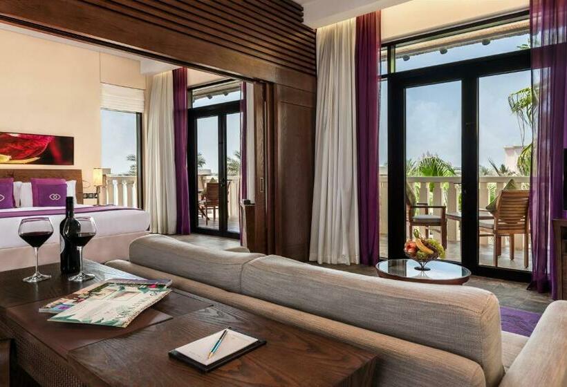 Клубный люкс с видом на море, Sofitel Dubai The Palm Resort & Spa