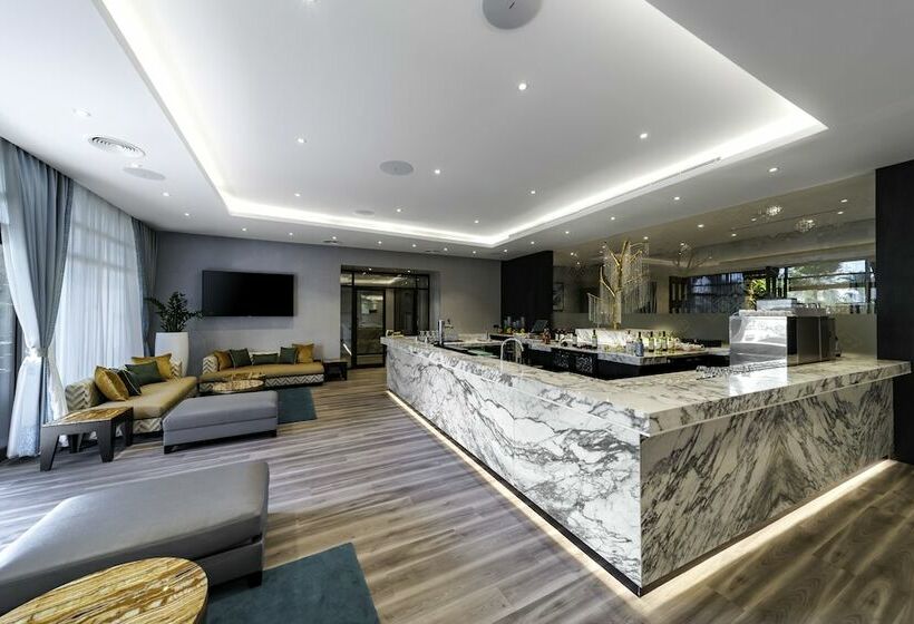 Люкс 2 Спальни, Sofitel Dubai The Palm Resort & Spa