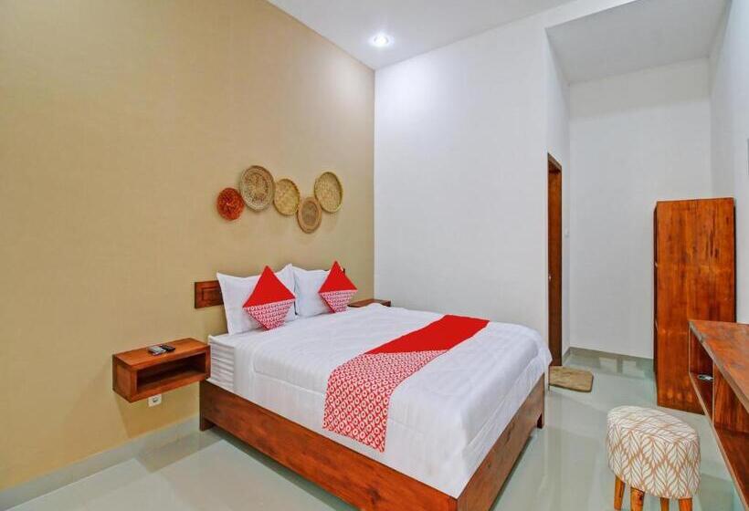 اتاق لوکس با تخت بزرگ, Oyo 90820 Madania Guesthouse