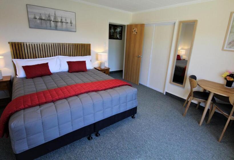 Номер Стандарт, Labyrinth Gardens Guest House