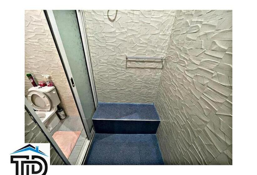 بانگلوی استاندارد, Td Guest House 5 Lite