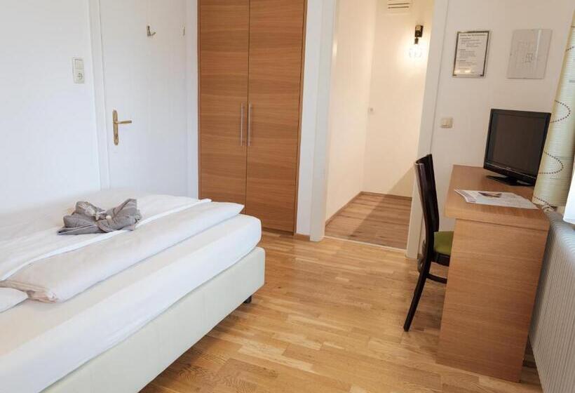 Апартаменты 2 Спальни, Familienhotel Herbst