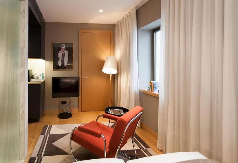 高级内部房间, The Guesthouse Vienna