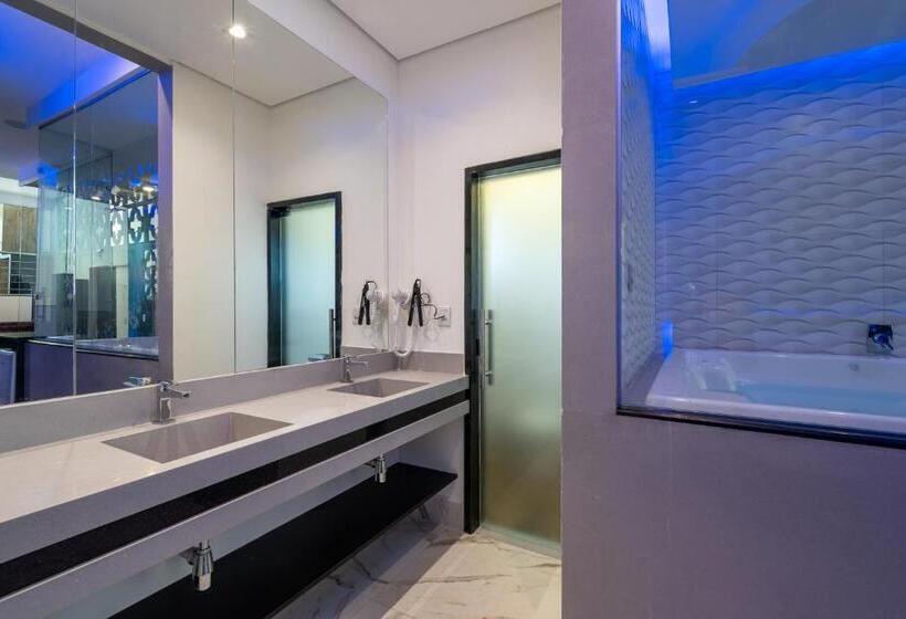 ویلای یک اتاق خوابه با استخر شنا, Drops Motel Manaus