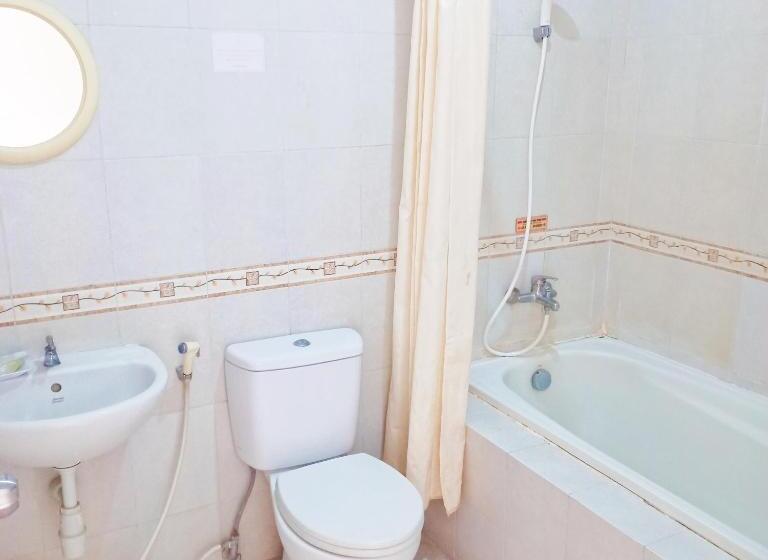 اتاق لوکس با تخت بزرگ, Flamboyan